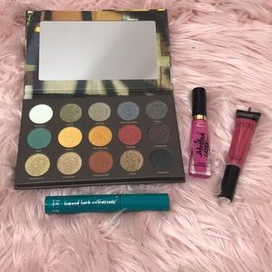Makeup bundle